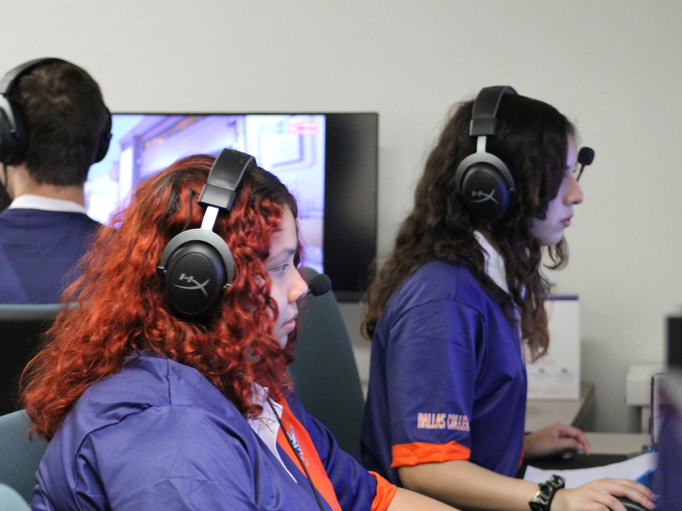 Female Gamers Growing at Dallas College